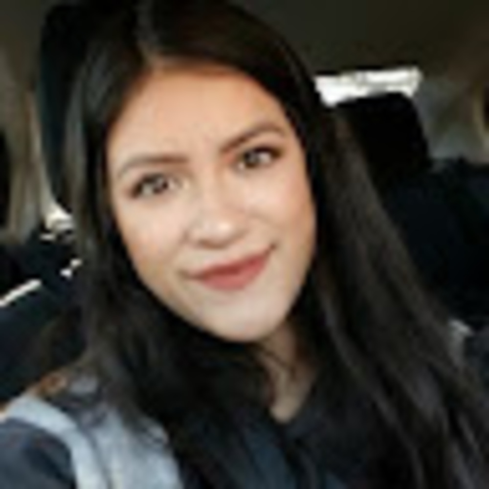 Meet your Posher, Alicia